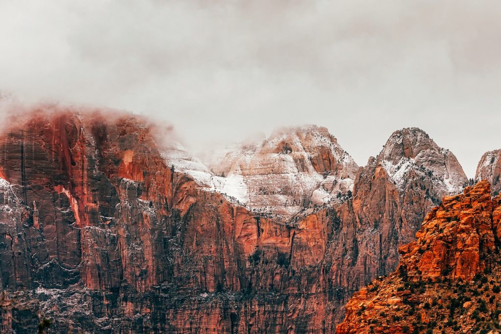 zion national park winter hikes in utah